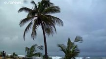 Dorian deja Puerto Rico sin apenas daños y se fortalece camino de Florida