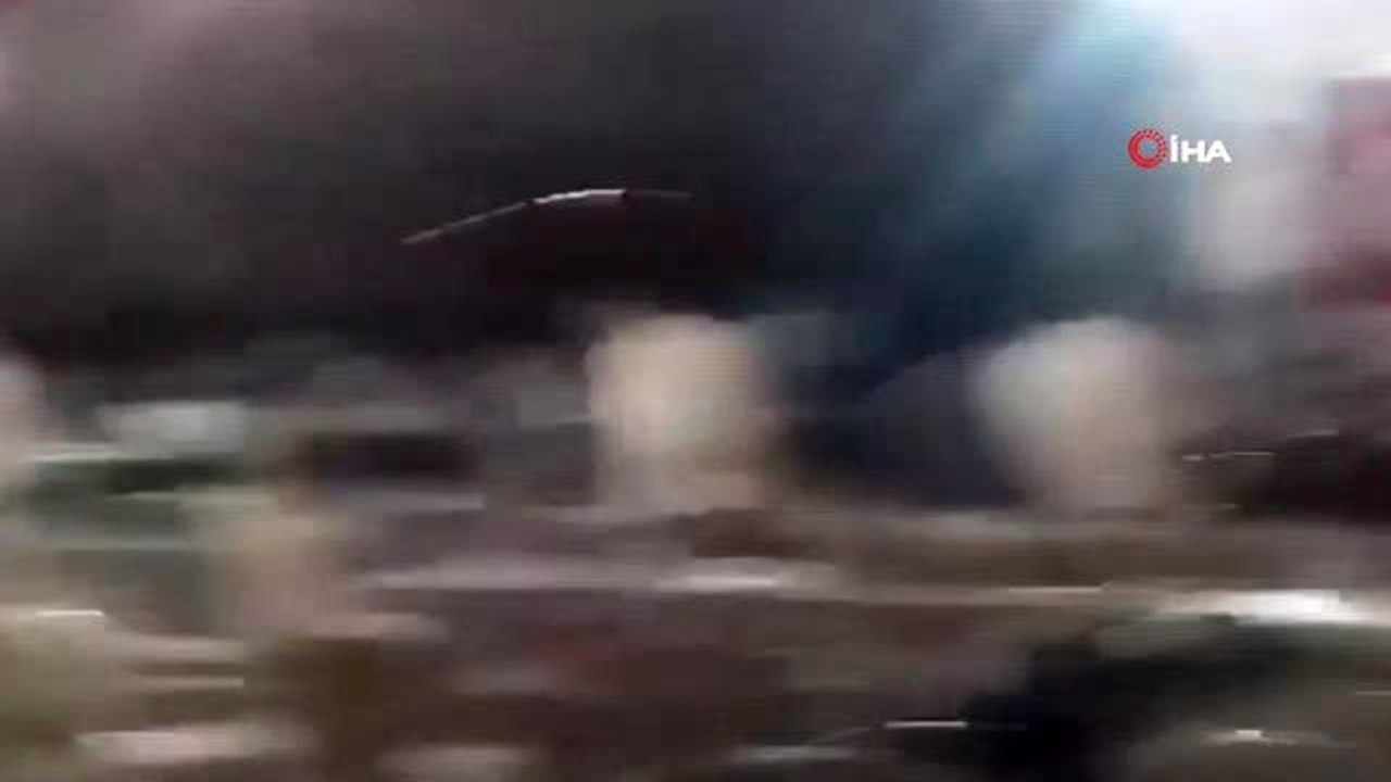 Düğün magandaları çocuklara aldırış etmeden havaya ateş ettiler