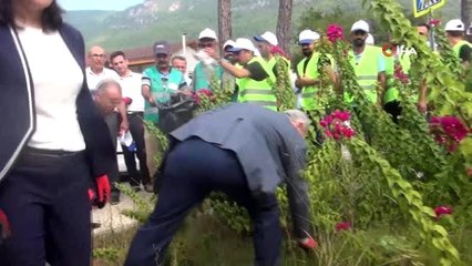 Sahil ve koylar denetimli serbestlik hükümlülerince temizlendi