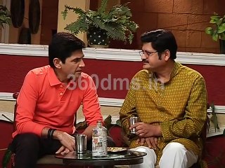 Bhabiji Ghar Par Hain | Watch How Vibhuti Fights with Tiwari for Angoori | भाभीजी घर पर हैं