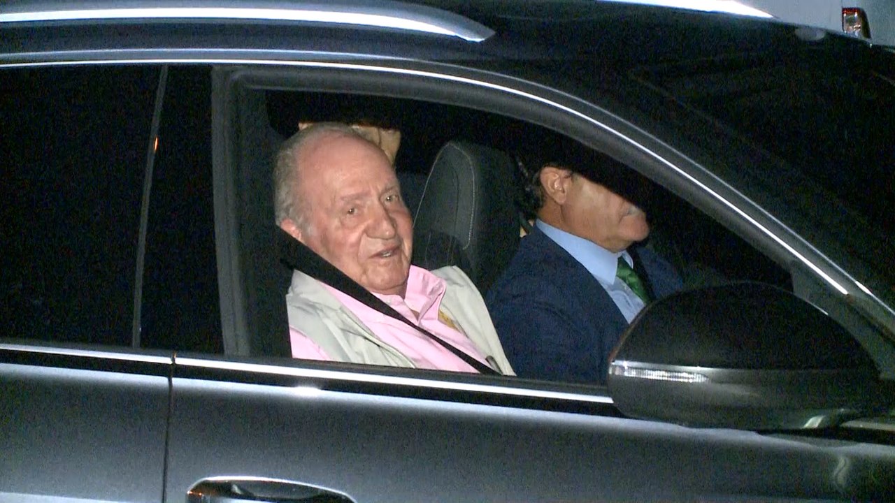 El Rey Juan Carlos se recupera favorablemente e...