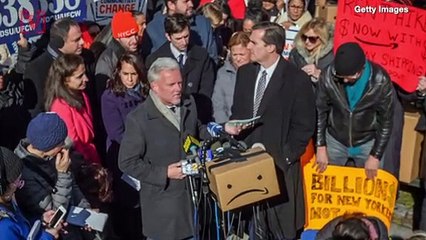 Amazon Reportedly Kept a 'Burn Book' of All the Mean Things Politicians Said About it During the HQ2 Fight with New York City