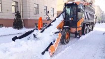 Amazing  snow removing machines for road cleaning