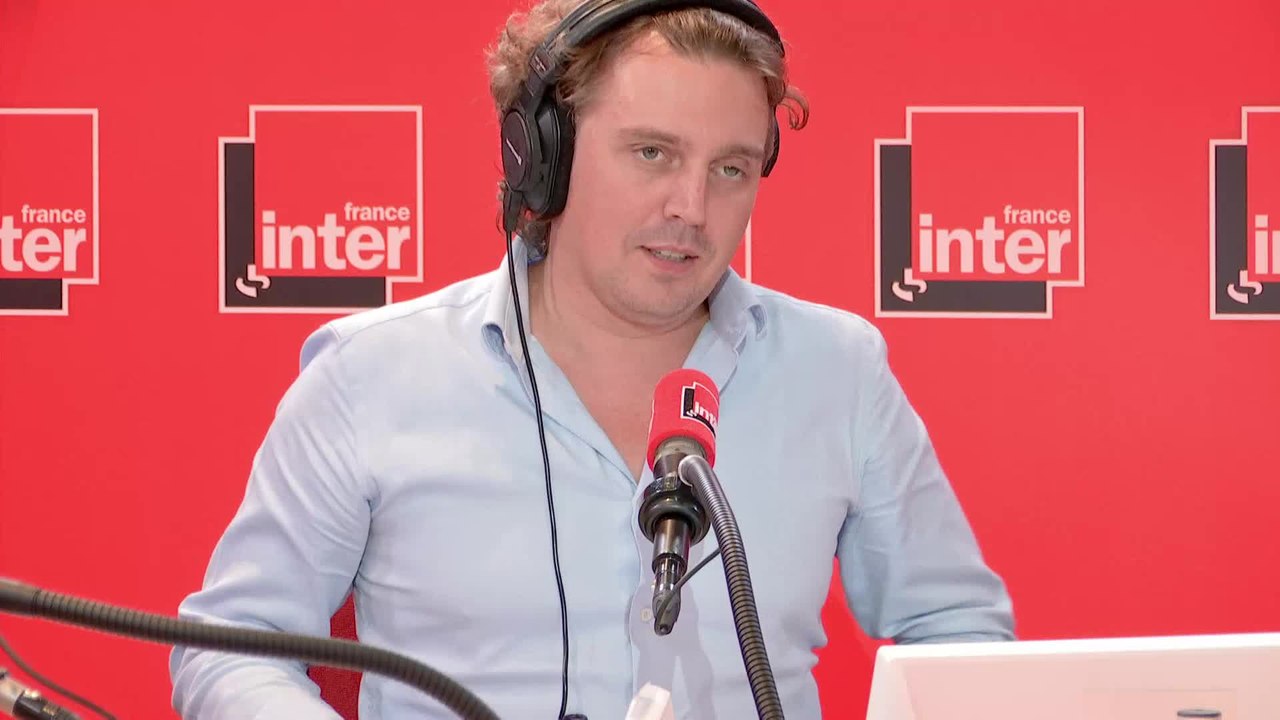 François Lenglet et Dominique Seux chez les scouts - Le Sketch avec François Lenglet