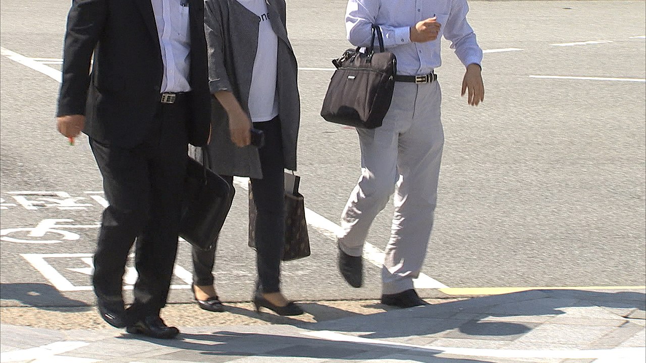내년 공무원 임금인상률 2.8%...국가직 공무원 1만9천명 충원 / YTN