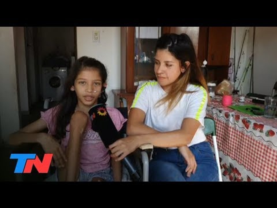 Yazmín cayó de un 4to piso y 10 meses después volvió a la escuela