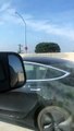 Ils croisent un conducteur endormi au volant de sa Tesla en pleine autoroute