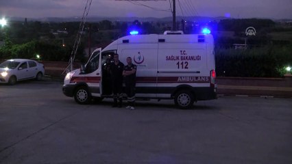 Ağaçlık alana düşen 2 paraşütçü yaralandı - SAKARYA