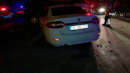 Otomobille kamyonet çarpıştı: 2 yaralı