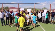 TİKA'dan  futbol sahasının yenilenmesine destek - TİFLİS