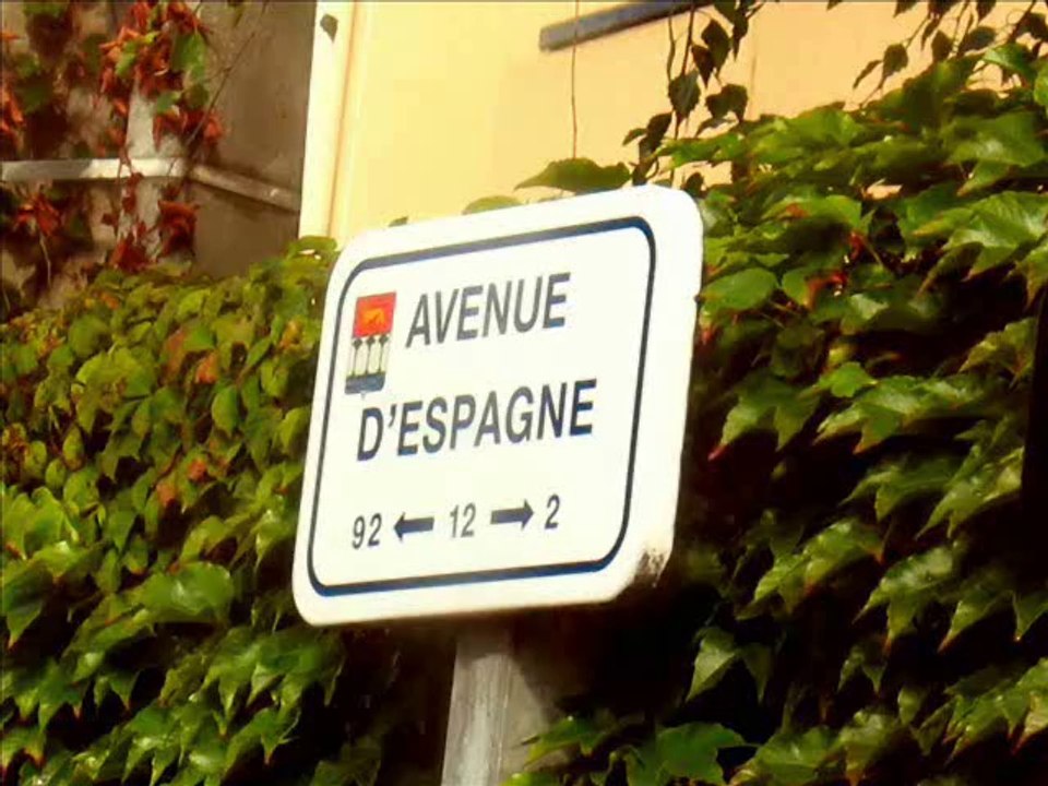 BAYONNE, CHORéGRAPHIE DE TèTE à L'éGLISE...