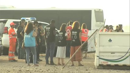 Ya estan en España 15 de los inmigrantes rescatados por el 'Open Arms'