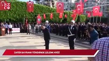Adana’da Zafer Bayramı töreninde çelenk krizi