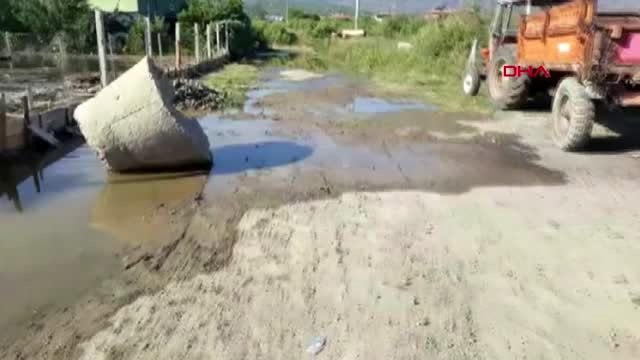 Çorum sulama kanalı taştı, evleri su bastı