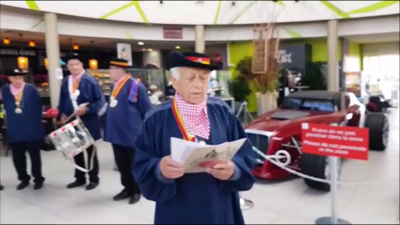 Jean-Claude Bataillard, patron de la station d'Ecot, intronisé aux Compagnons de la Boitchu