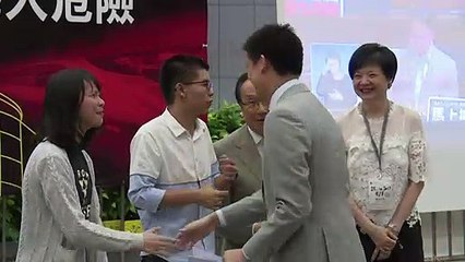 Ativistas pró-democracia detidos em Hong Kong