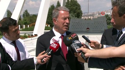 Bakan Akar: Dün İki Türk İki Amerikan Helikopteri Havadan Keşif ve Denetleme Yaptı