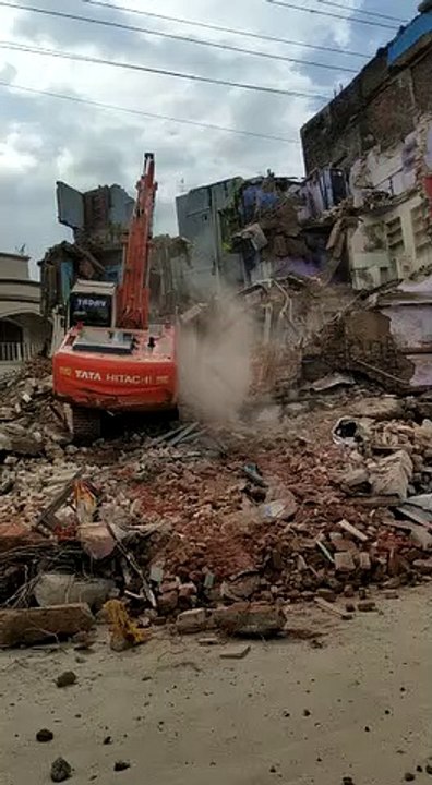 जयरामपुर से गोराकुण्ड सड़क चौड़ीकरण में हाईकोर्ट...