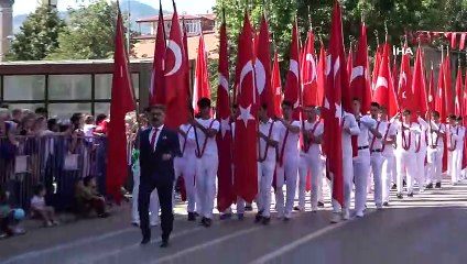 Isparta'daki 30 Ağustos Kortejine Komandolar Damga Vurdu