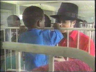 Michael Jackson - Video clip - Heal the world