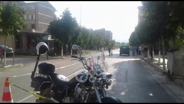 RTV Ora - Tjetër aksident në Korçë, makina përplas dy fëmijë