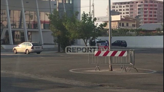 Vlorë/ Me 20 kg drogë drejt Italisë në sediljen e pasme të makinës, shoqërohen tre persona