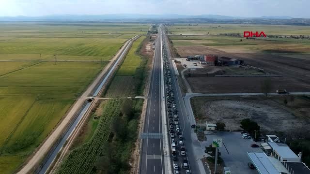 Edirne kapıkule ve ipsala'da gurbetçi yoğunluğu