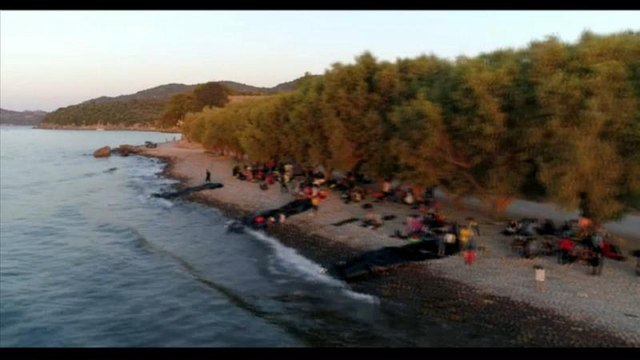 Migranti: altri 650 arrivati nell'isola di Lesbo