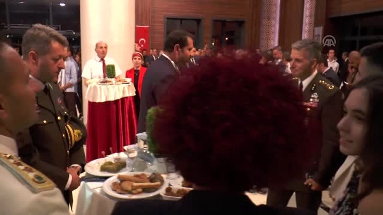 Büyük Zafer'in 97'nci yıl dönümü kutlamaları - Resepsiyon ve fener alayı düzenlendi