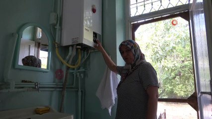 Trafo patladı: Yüksek voltaj elektronik eşyaları yaktı