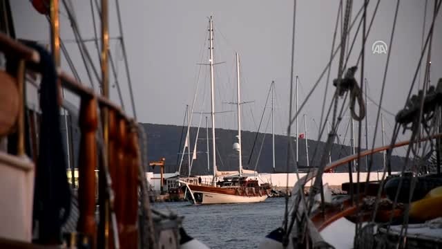 İngiliz oyuncu Kelly Brook Bodrum'da