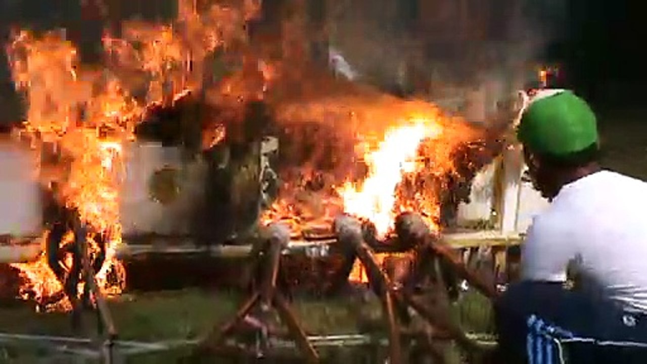 BALINESE HINDU NGABEN CEREMONY BALINESE HINDU NGABEN CEREMONY IS BALINESE CREMATION RITUAL TO SEND THE DECEASED TO THE NEXT LIFE