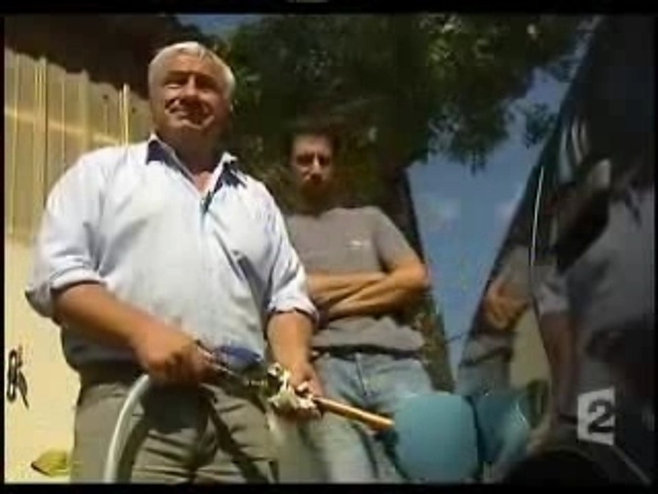 Voiture à l'huile sur France2
