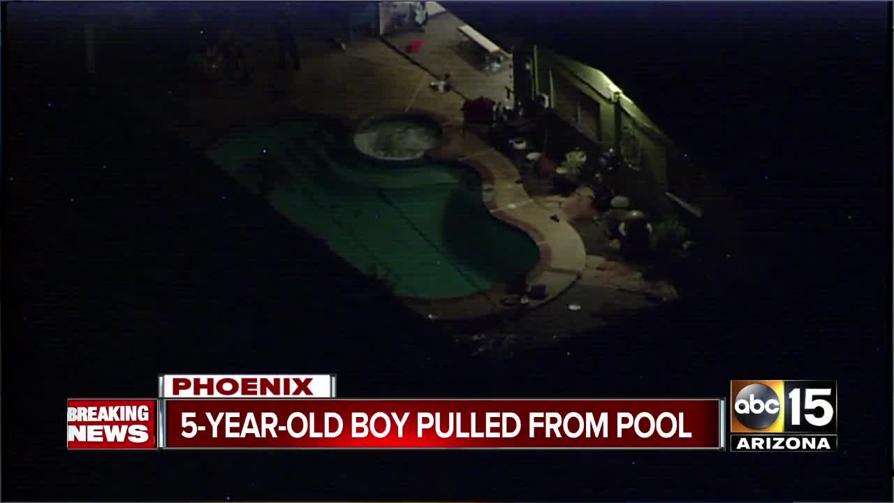 Boy pulled from Phoenix pool, rushed to the hos...
