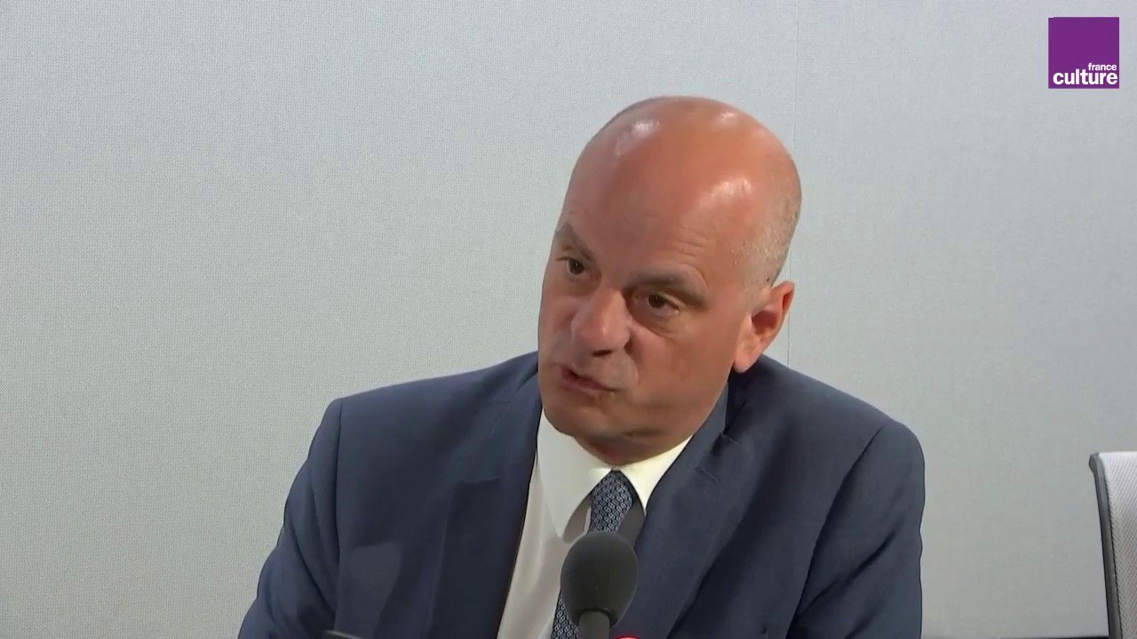 Jean-Michel Blanquer : "Dès la maternelle, il faut créer une capacité à se respecter entre garçons et filles."