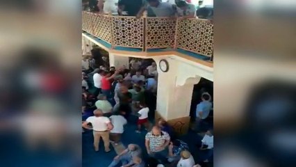 Eski MHP'li vekil paylaştı: Cuma namazı hutbesinde Atatürk'ün adı anılmayınca tartışma çıktı