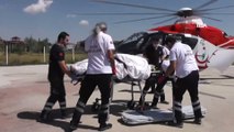 Ambulans helikopter elektrik akımına kapılan işçi için havalandı