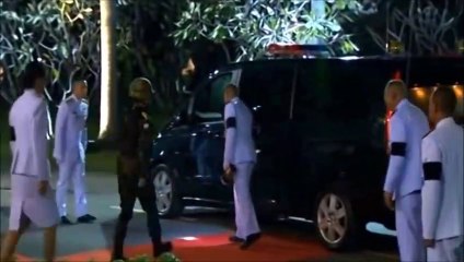 ขำก๊าก! ดูคลิปนี้ช่วงท้ายๆ พระราชินีนุ้ย สุทิดา นางขาอ่อนหลังฝึกทหารเสร็จ เกือบเซล้ม!!!