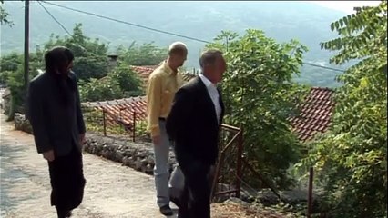 Nijesmo mi od juce - S01E01  -  Inostranstvo