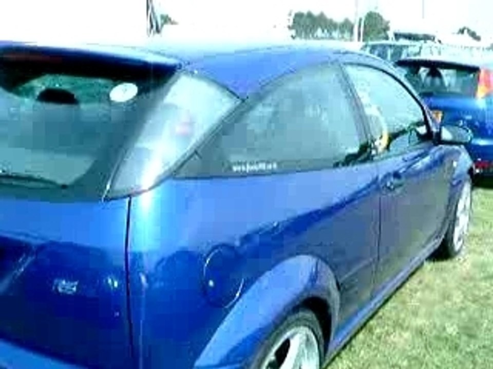 Line-up d'une quinzaine de Ford Focus RS