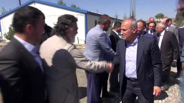 Bakan Turhan: Yeni açılan İstanbul-İzmir otoyolunda 26 günde 2.5 milyon araç geçiş yaptı