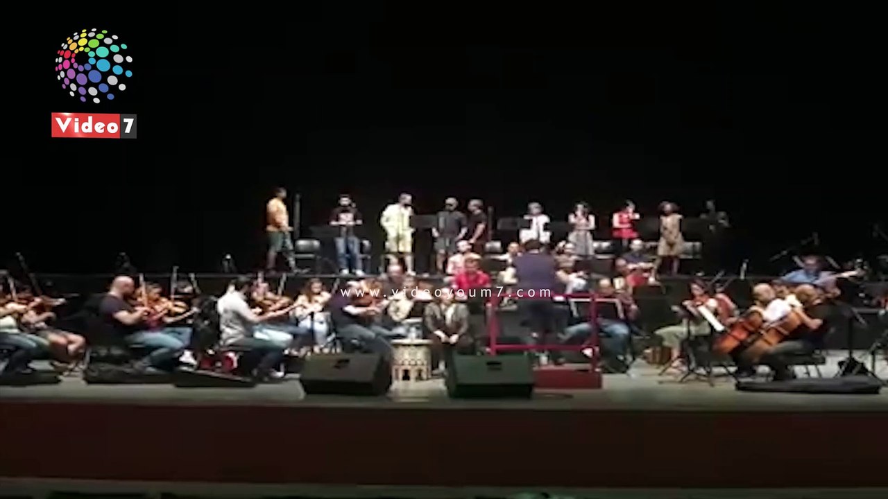 شاهد البروفة الأخيرة للفنانة عفاف راضي قبل حفلها فى سوريا