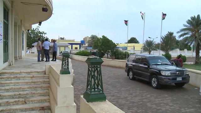 حمدوك يواصل مشاوراته لاختيار القائمة النهائية لحكومته الانتقالية بالسودان