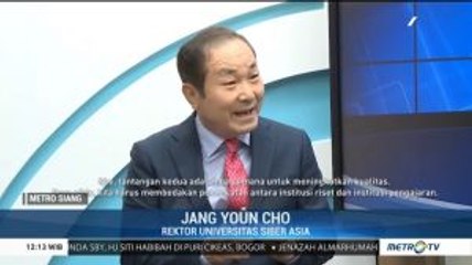 Ini Rektor Asing Pertama di Indonesia