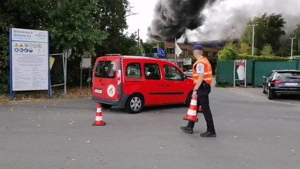 Immense incendie sur le site de la déchetterie, à Mouscron
