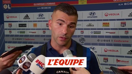 Скачать видео: Lopes «Ce n'est pas normal» - Foot - L1 - Lyon