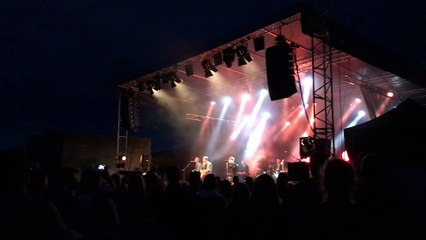 Le groupe lavallois Archimède fête ses 10 ans de carrière au château de Sainte-Suzanne.