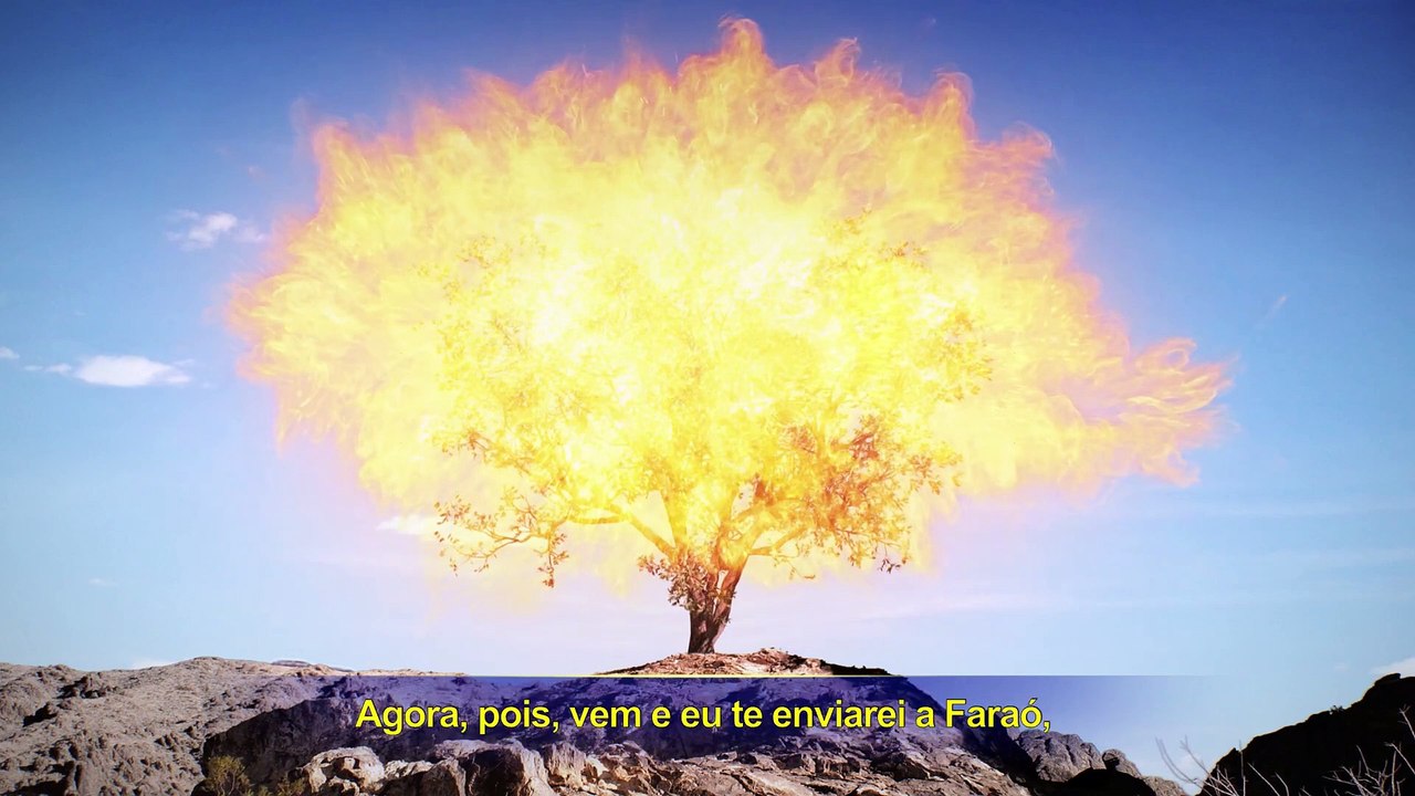 Música gospel "Aquele que detém a soberania sobre tudo" Clipe 7 - Deus conduz os israelitas para fora do Egito