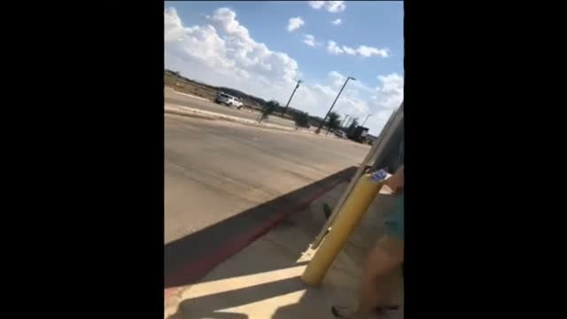 Cinco personas asesinadas y veintiuna heridas en un nuevo tiroteo masivo en Texas