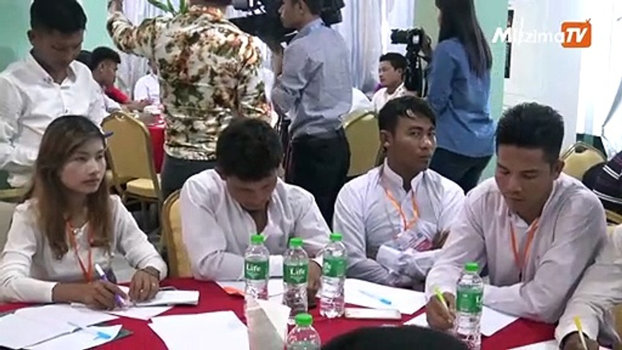 ရခိုင္ျပည္နယ္တိုက္ပြဲမ်ားေၾကာင့္ ရခိုင္လူငယ္မ်ား အခြင့္အလမ္းဆံုး႐ႈံးေနဟု ဆို